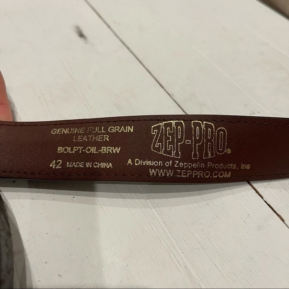 Zero-pro Genuine Grain Leather Brown Paw Print Emblem Belt